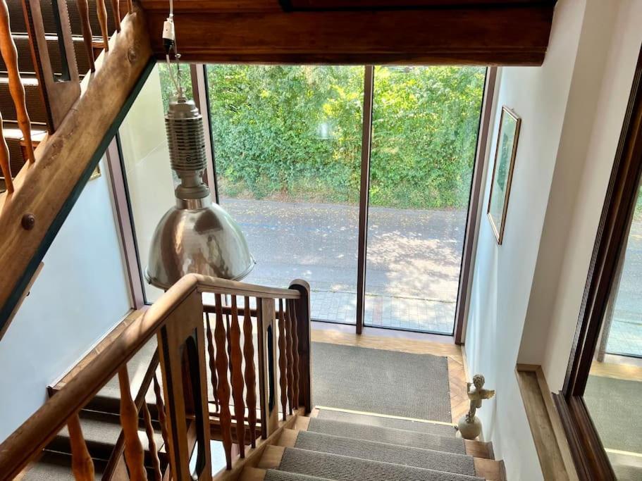 Mit Balkon, Lift, Luxus -beletage Appartement *