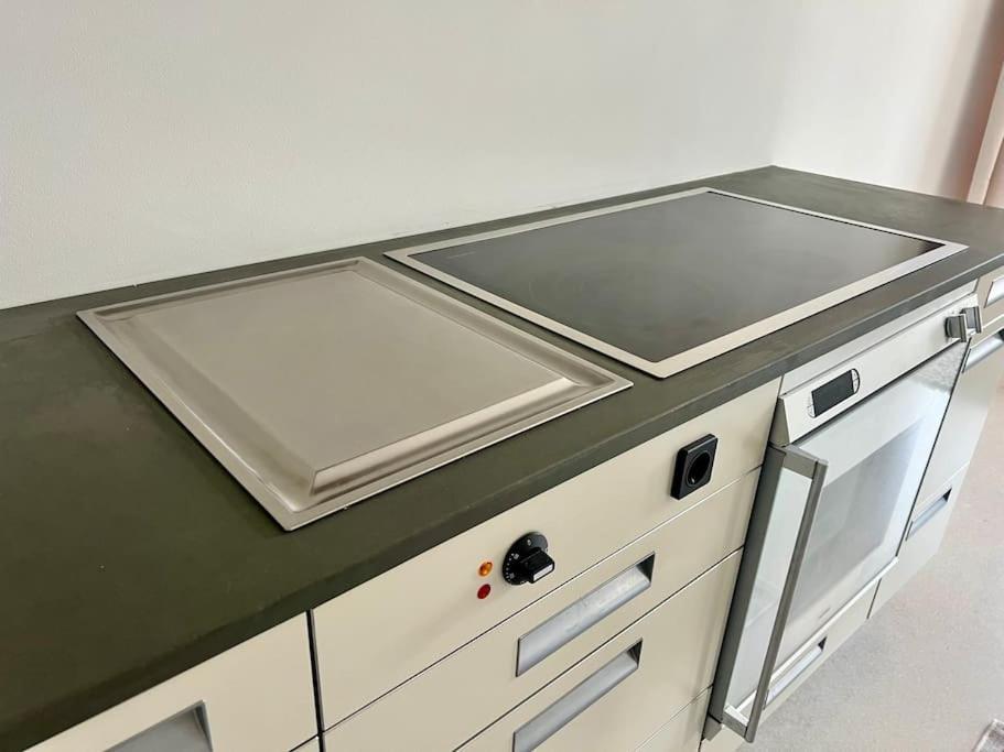 Appartement Mit Balkon, Lift, Luxus -beletage