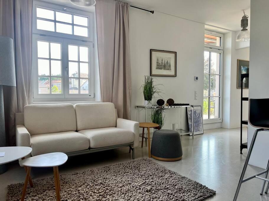 Mit Balkon, Lift, Luxus -beletage